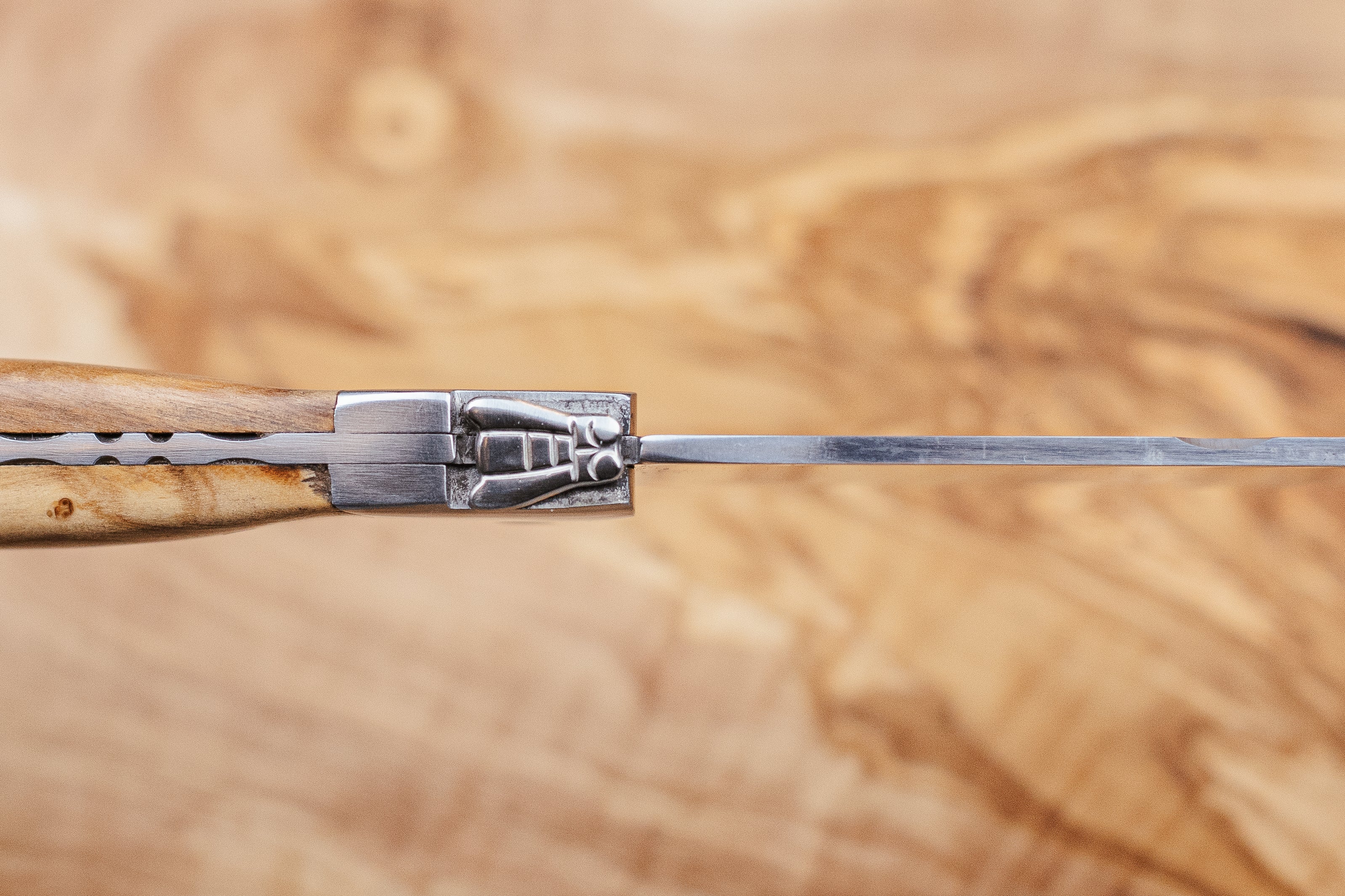 Exclusive Breadknife Olive Wood